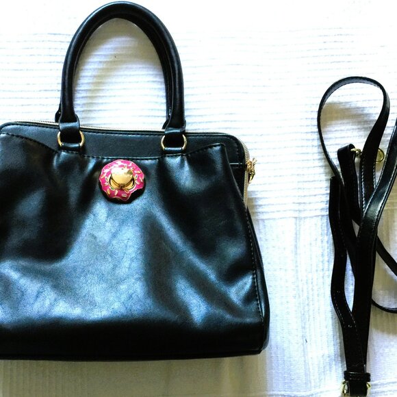 BETSEY JOHNSON PURSE - Picture 2 of 5